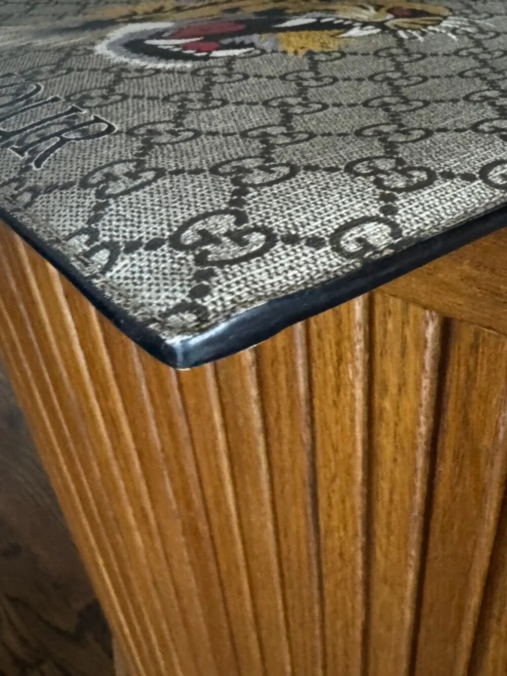 Gucci GG Supreme “L’Aveugle Par Amour” Tiger Zip Pouch / Clutch - Picture 11 of 12